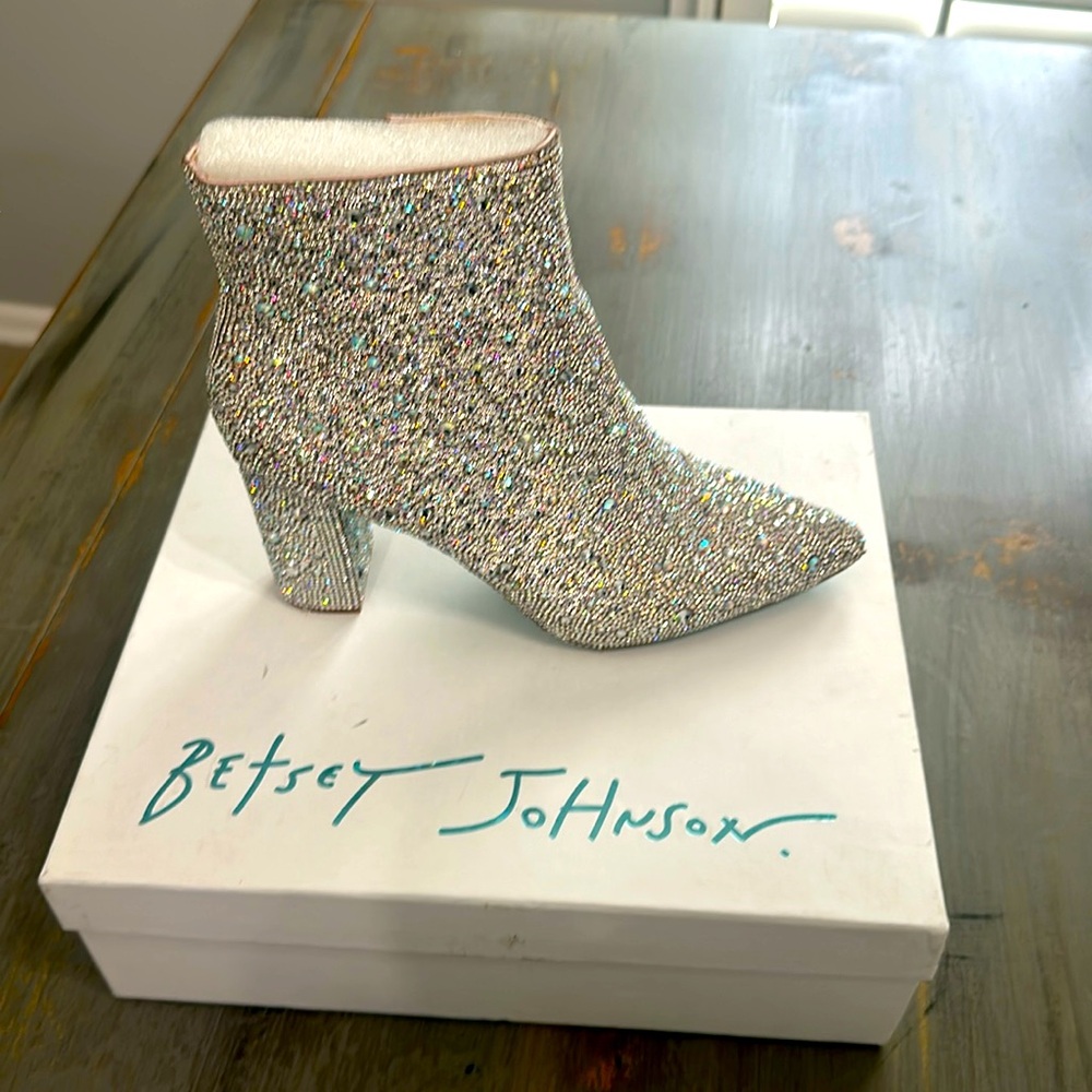 Betsy Johnson cady boots NEVER WORN